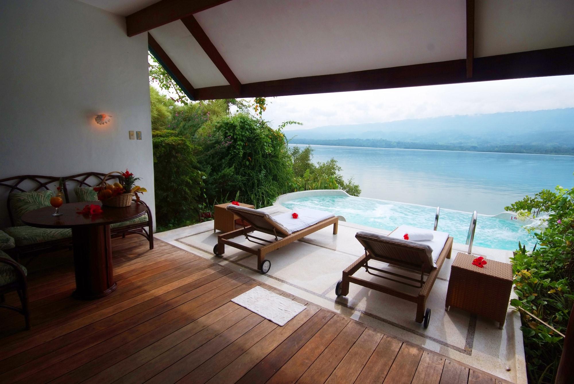 Badian Island Wellness Resort Экстерьер фото